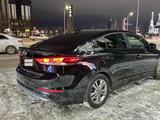 Hyundai Elantra 2018 года за 5 100 000 тг. в Атырау – фото 4