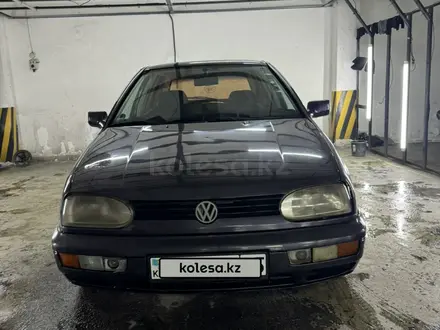 Volkswagen Golf 1994 года за 1 250 000 тг. в Алматы