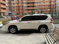 Toyota Land Cruiser Prado 2014 годаfor16 400 000 тг. в Астана – фото 2