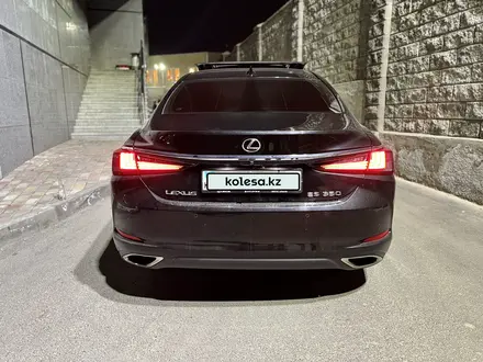Lexus ES 350 2018 года за 21 000 000 тг. в Алматы – фото 3