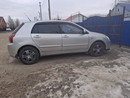 Toyota Corolla 2004 года за 2 700 000 тг. в Актобе – фото 3