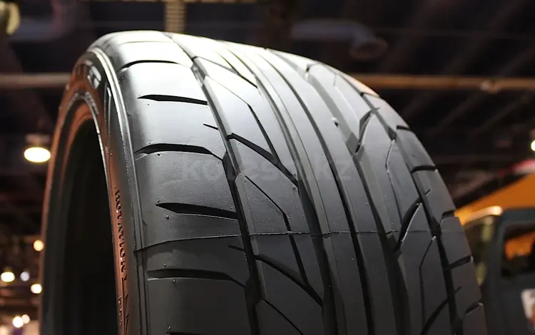 Nitto 295/35R21 NT555 за 115 000 тг. в Алматы