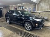 Toyota RAV4 2020 года за 14 500 000 тг. в Караганда