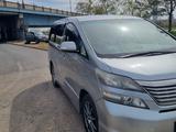 Toyota Vellfire 2010 года за 8 750 000 тг. в Астана