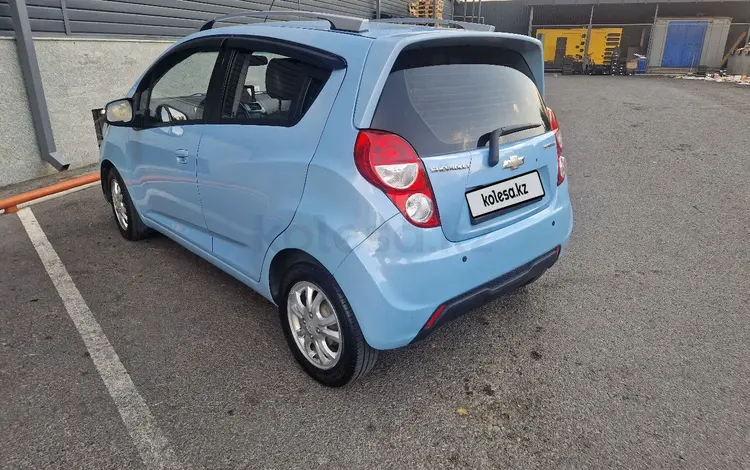 Chevrolet Spark 2014 года за 3 900 000 тг. в Шымкент