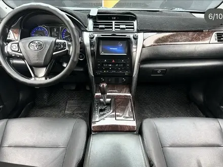 Toyota Camry 2015 года за 10 900 000 тг. в Атырау – фото 6