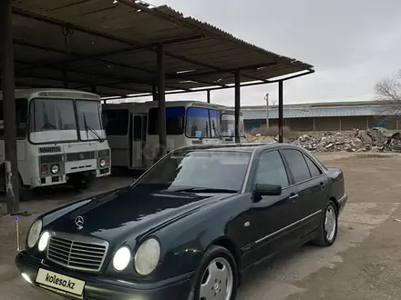 Mercedes-Benz E 230 1998 года за 3 000 000 тг. в Жанаозен – фото 4