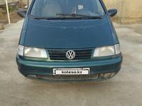 Volkswagen Sharan 1996 года за 1 700 000 тг. в Шымкент