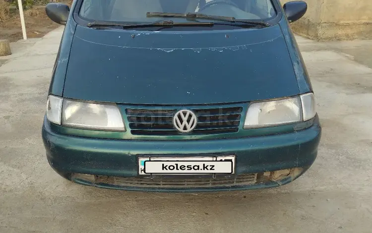 Volkswagen Sharan 1996 года за 1 700 000 тг. в Шымкент