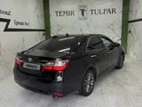 Toyota Camry 2015 годаfor11 290 000 тг. в Шымкент – фото 3