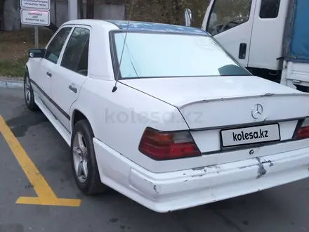 Mercedes-Benz E 230 1988 года за 1 000 000 тг. в Алматы – фото 9