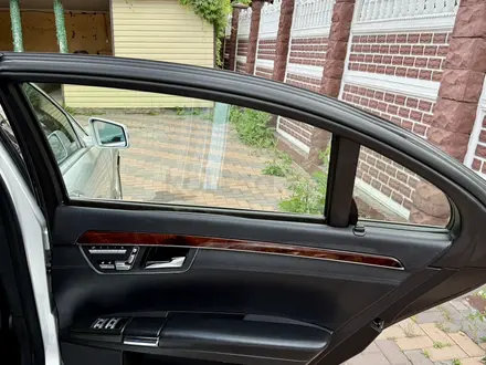 Mercedes-Benz S 500 2008 года за 5 950 000 тг. в Алматы – фото 12
