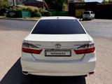 Toyota Camry 2017 годаүшін11 700 000 тг. в Астана – фото 4