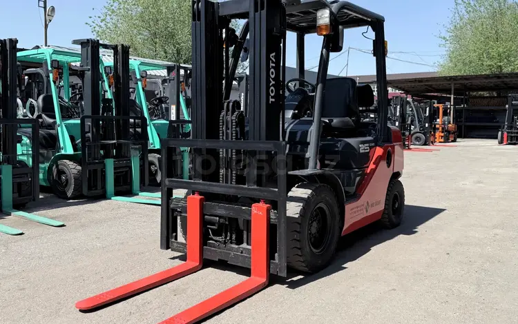 Toyota  02-8FG25 Вагонка Сайд Шифт 2018 года за 11 300 000 тг. в Алматы