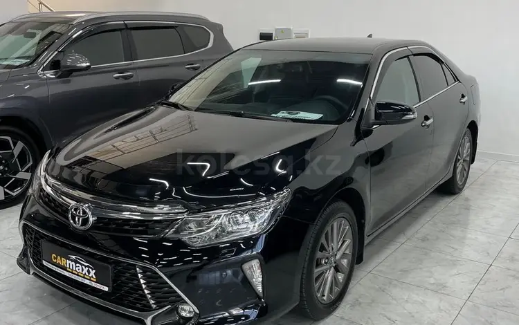 Toyota Camry 2018 годаfor12 800 000 тг. в Шымкент