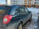 Chevrolet Captiva 2008 года за 5 000 000 тг. в Астана – фото 4