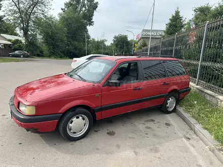 Volkswagen Passat 1990 года за 1 200 000 тг. в Алматы – фото 2