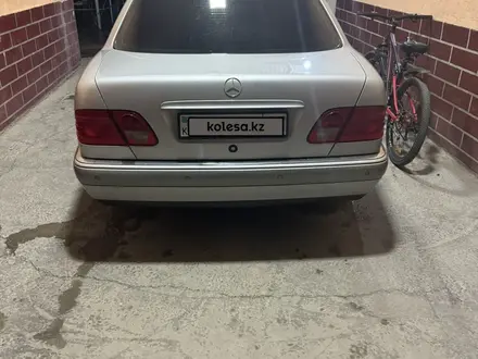 Mercedes-Benz E 320 1998 года за 6 500 000 тг. в Шымкент – фото 8