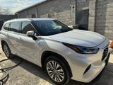 Toyota Highlander 2024 года за 40 000 000 тг. в Шымкент – фото 2