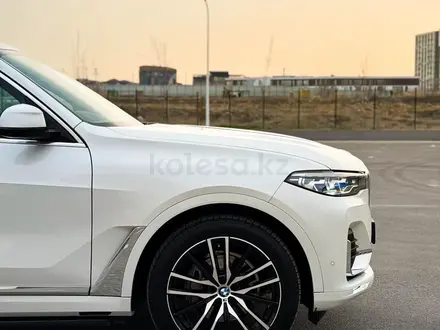 BMW X7 2020 года за 43 900 000 тг. в Астана – фото 4