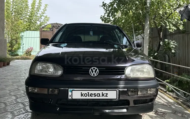 Volkswagen Golf 1993 годаfor1 300 000 тг. в Тараз