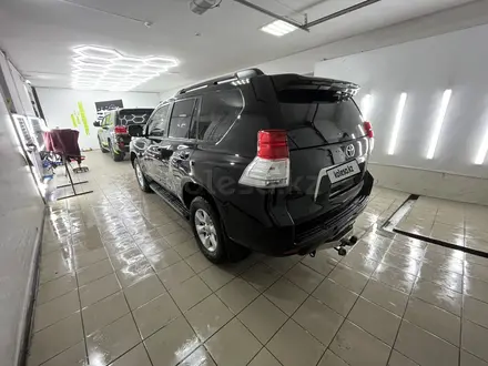 Toyota Land Cruiser Prado 2011 года за 14 750 000 тг. в Павлодар – фото 4