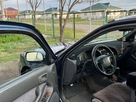 Toyota Camry 1994 года за 2 200 000 тг. в Сарыозек – фото 15