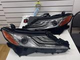 Camry 70 xse фары за 70 000 тг. в Алматы