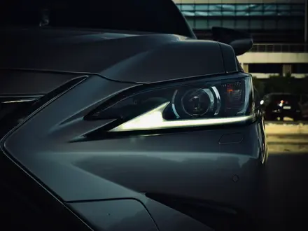 Lexus ES 250 2018 года за 18 000 000 тг. в Алматы – фото 14