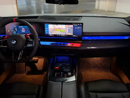 BMW M5 2025 года за 79 400 000 тг. в Алматы – фото 23