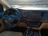 Kia Carnival 2015 годаүшін9 800 000 тг. в Алматы – фото 3