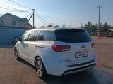 Kia Carnival 2015 годаүшін9 800 000 тг. в Алматы – фото 5