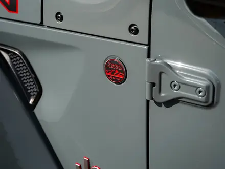 Jeep Wrangler Rubicon X 2026 года за 44 900 000 тг. в Алматы – фото 4