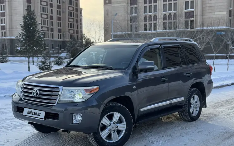 Toyota Land Cruiser 2011 годаүшін17 300 000 тг. в Астана