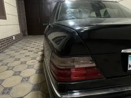 Mercedes-Benz E 320 1995 года за 2 750 000 тг. в Шымкент – фото 15