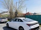 Hyundai Elantra 2023 года за 9 450 000 тг. в Шымкент – фото 3