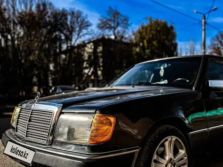 Mercedes-Benz E 230 1990 года за 1 500 000 тг. в Тараз – фото 2