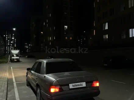 Mercedes-Benz E 200 1989 года за 1 000 000 тг. в Шымкент – фото 11