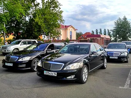 Лимузин Мереседес S класс 221 на 11 мест в Павлодар – фото 15