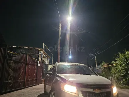 Chevrolet Cruze 2012 года за 3 000 000 тг. в Алматы – фото 2