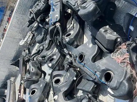Топливный бак (бензобак) на БМВ Е34 Е36 Е53 Z3 за 40 000 тг. в Алматы