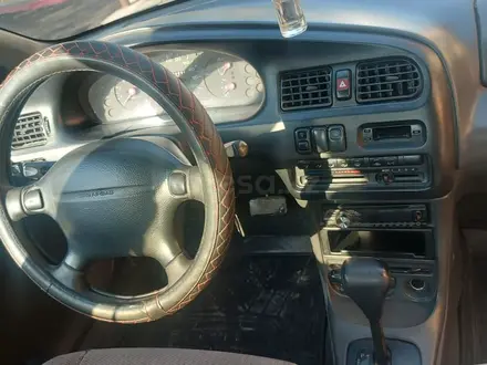 Mazda 323 1998 года за 1 700 000 тг. в Туркестан – фото 2