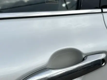Toyota Camry 2019 года за 13 850 000 тг. в Актобе – фото 13