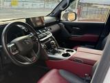 Toyota Land Cruiser 2024 года за 53 000 000 тг. в Алматы – фото 3