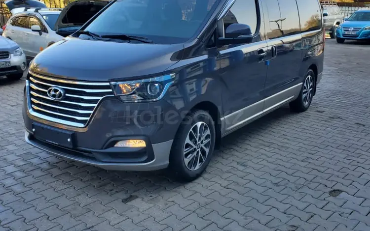 Hyundai Starex 2018 года за 17 500 000 тг. в Алматы