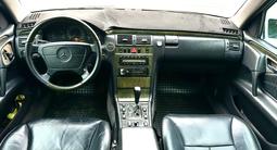 Mercedes-Benz E 280 1998 годаfor4 000 000 тг. в Алматы – фото 4