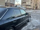 Mercedes-Benz E 220 1994 годаүшін1 500 000 тг. в Павлодар – фото 2