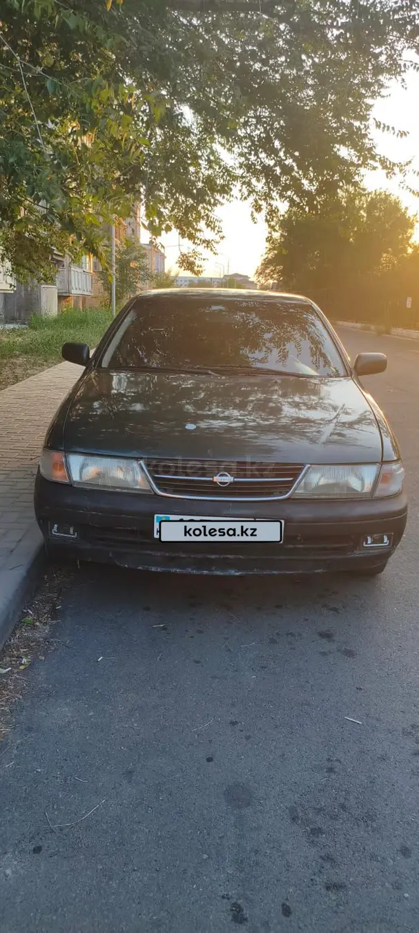 Nissan Sunny, 1996