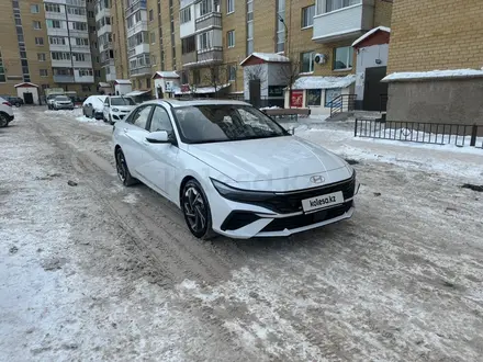 Hyundai Elantra 2024 года за 9 500 000 тг. в Астана