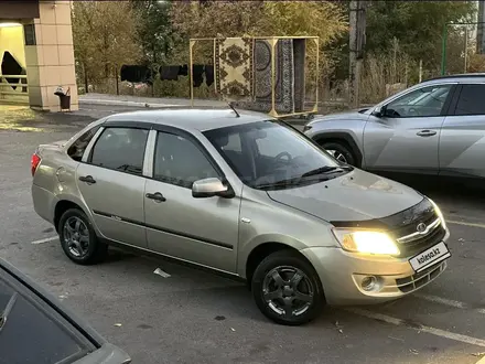 ВАЗ (Lada) Granta 2190 2012 года за 2 300 000 тг. в Темиртау – фото 2